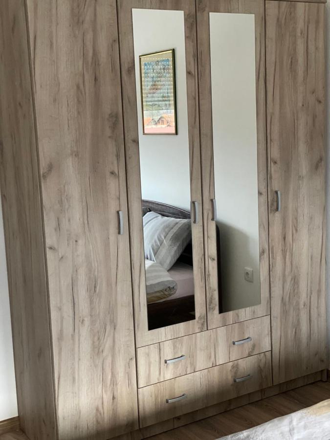 Apartmani Milic Banja Koviljača Eksteriør billede